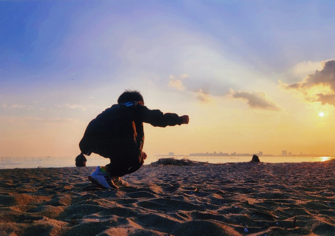 踏ん張って夕陽まで