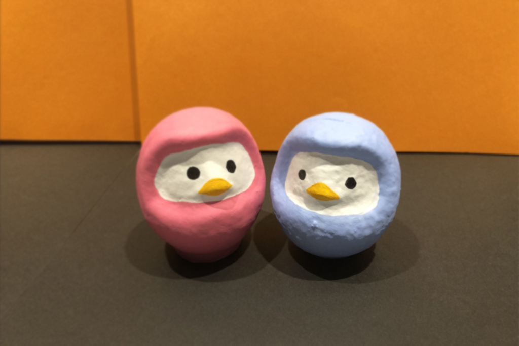 ちびっこ集まれ! かんたんアート「カラフルとりだるま」