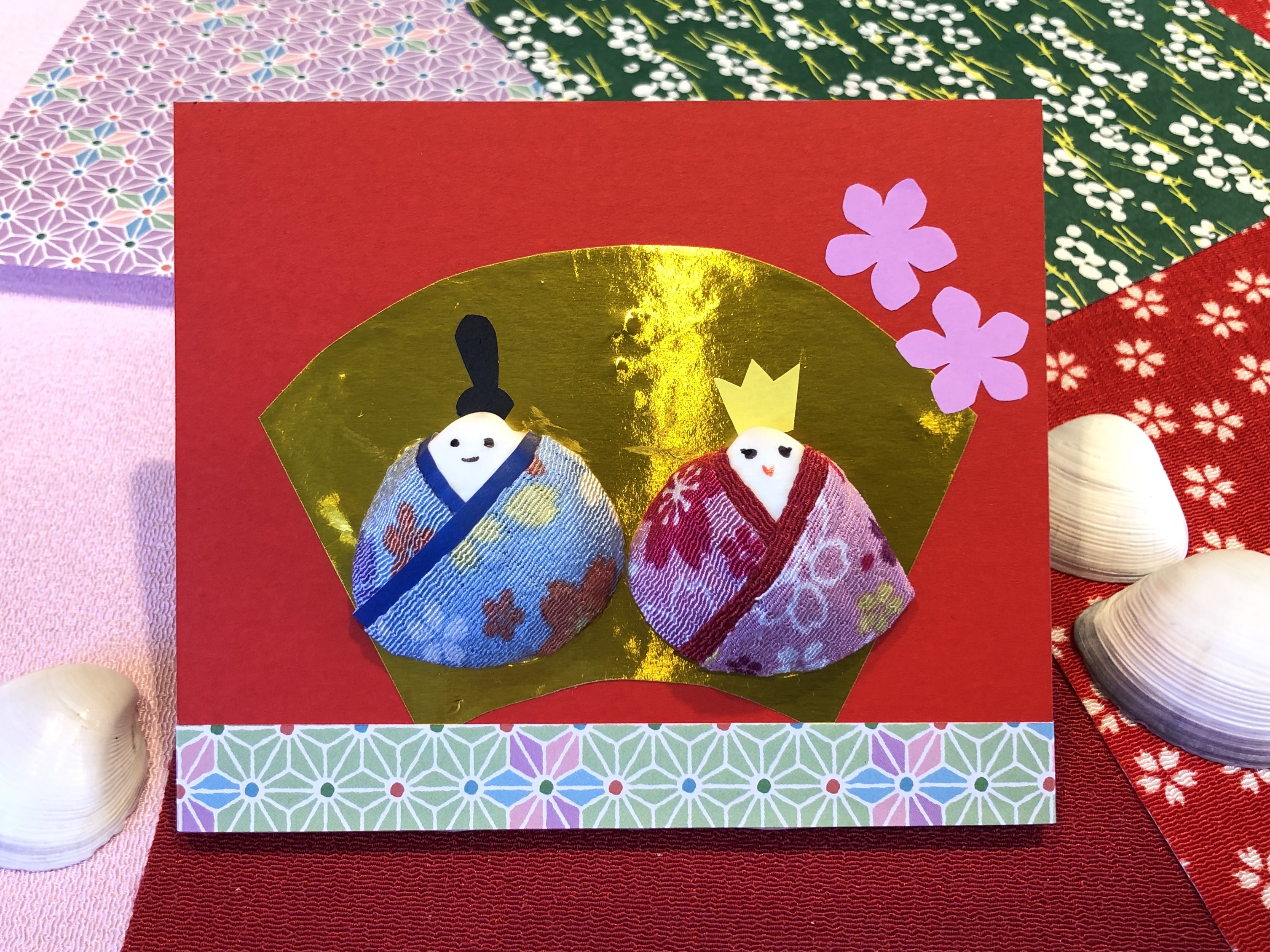 ちびっこ集まれ！かんたんアート「貝がらでおひなさまを作ろう」