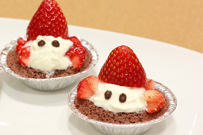おかしなお菓子作り・バレンタイン「チョコっとイチゴヤドカリ」
