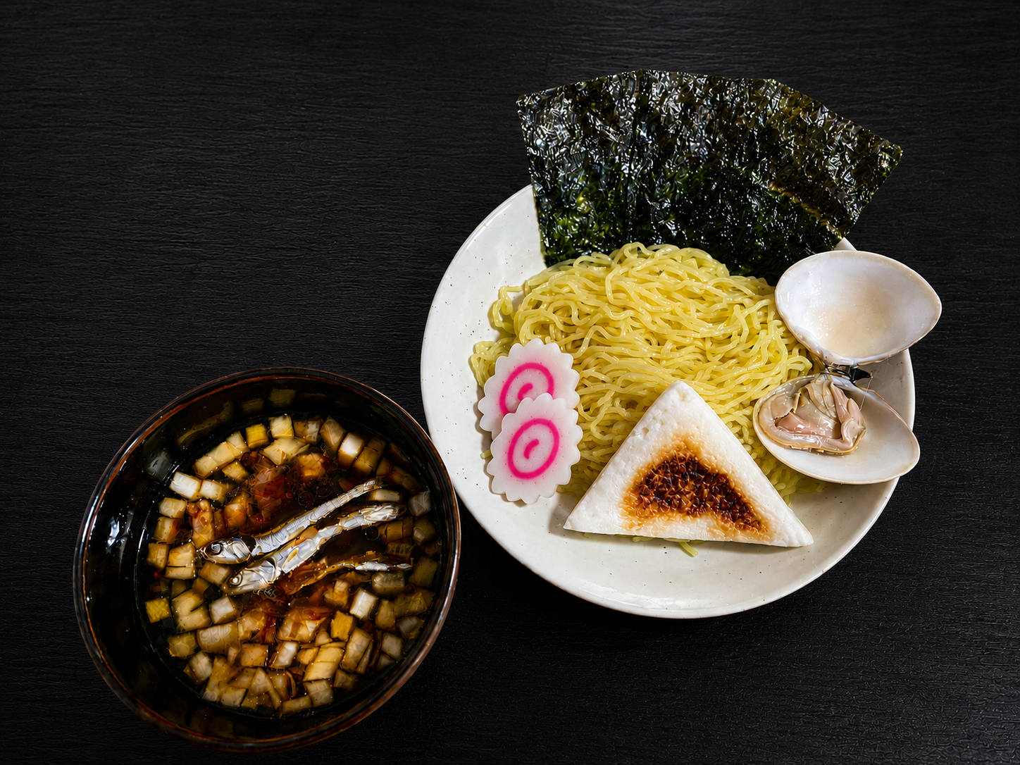 海の恵みを味わおう「海の旨味つけ麺」