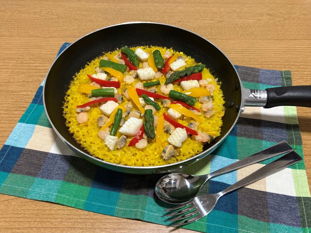海の恵みを味わおう「パパっと！ シーフードパエリア」